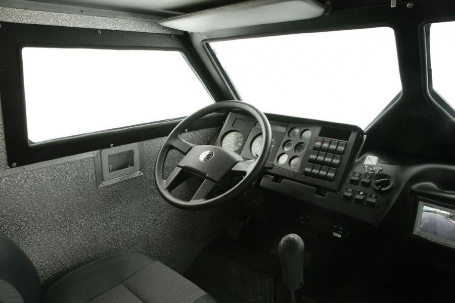  Volkswagen 9.150 ECE Armored Truck 2008 года  (фото 13 из 16)